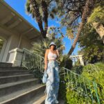 Destiny Monique Instagram - Love my cargo jeans by @ver_luisant_clothing 💙. . . . . #ad #cargopants #denim #jeans #stylefashion #ootdfashion