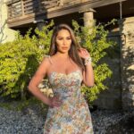 Destiny Monique Instagram - Cowboy boots and dresses! It’s a yes for me! 🫶🏼🤠 Which photo do you like? @sisterparty_store . . . . #texasgirl #cowboybootsanddresses #🤠
