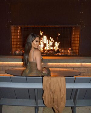 Destiny Monique Instagram - My version of glamping. 🤭 
.
.
.
.
#dressoftheday #mondaymood #style #fashion