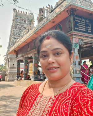Devipriya Instagram - happy Friday🙏🪷🙏🪷🙏
#dearsdarlingsdudes❤️❤️❤️❤️ 
#devipriya23_official