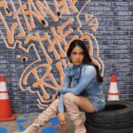 Devon Seron Instagram – Time to break away and change the run.