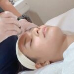 Devon Seron Instagram – Healthy skin, happy soul! 🧖🏽‍♀️🥰 @benchskinexpert