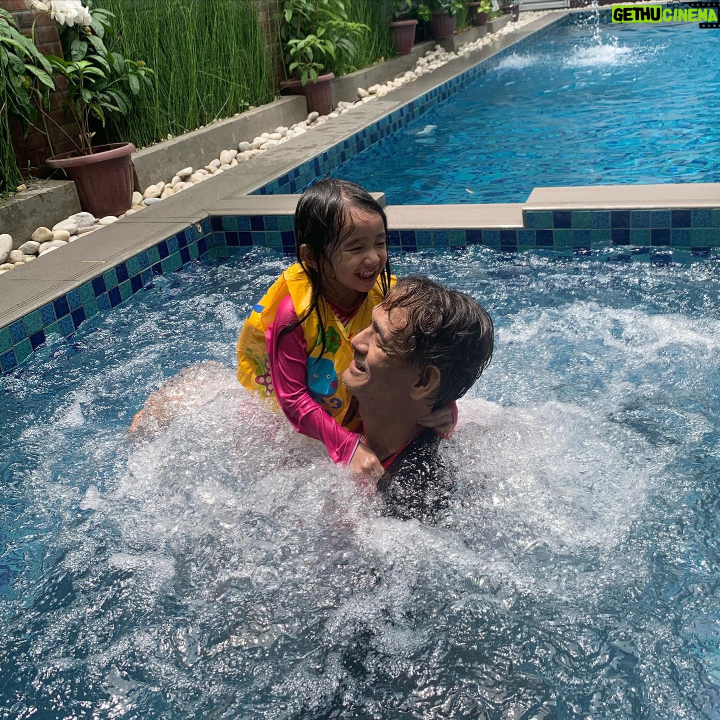 Devon Seron Instagram - Happy Father's Day to the man who has always been my rock, my biggest supporter and to the most gwapong, Nono! We Love you, papa! Sending love and warm wishes to all the dads in the world on this special day. Happy Father's Day!