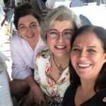 Devrim Yakut Instagram – Birlikte büyümek ve hep gülmek adlı çalışmamız…35 Yıldır bu böyle…♥️🙏@servetpandur @beniandonmez