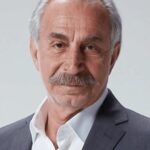 Devrim Yakut Instagram – Çok şaşkın ve çok ama çok üzgünüm…Güle güle canim Rıza Akın.Devrin daim olsun.🙏