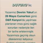 Devrim Yakut Instagram – Hepinize merhaba, bu kez Chopin eşliğinde sesleniyorum sizlere.Hüzünlüyüm biraz.Son onsekiz yıldır her doğum günü sızılı bende.36.Doğum günümde annemi kaybettim.Yıllarca doğum günleri yas günleri oldu bana.Annemin gidişinin 9.Yılında canım @belcimbilgincom sürpriz bir organizasyonla o döngüyü kırdı ve aslında hayatımda büyük değişimler oldu.Bugün ikinci dokuz…Çok tatsızım.İki ay önce yaşadığım rahatsızlığın mirası yoğun uyuşukluk hissi,dört gün önce,annemin öldüğü gün tanıştığım vertigonun çok sert bir atakla geri gelmesi ve iki gündür şiddeti giderek artan üst solunum yolları enfeksiyonu…Berbat haldeyim ama,çok da mutluyum.Yıllarin tecrübesiyle biliyorum ki,ruhum büyük dönüşümleri önemli sınavlarla karşılıyor.Üçüncü dokuzu sevgiyle,merak ve sabırla karşılıyor,”hoşgeldin” diyorum.Yarin Kanyon D&R de Söz Uçar Hasar Kalır için imza günümüz vardı,ertelemek zorunda kaldık.Hepinizden özür dilerim.Arayan her dostun telefonunu açamıyorum,sesim çıkmıyor,çabuk yoruluyorum.Beni bağışlayın.Mesaj yazın illaki cevap yazarım.Kusuruma bakmayın.İşte böyle…Annem; yeni bir doğumun sancısı bu,hissediyorum.Bu kez sanciyi ben çekiyorum ama sen hep yanağımın dibindesin.İyi ki bu dünyadan geçerken beni evladın olarak seçtin.Ve iyi ki giderken beni yeniden ve yeniden doğurdun.Öğrettiğin herşeye minnattarim hayata benzeyen annem.🙏♥️