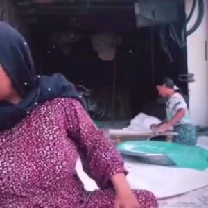 Devrim Yakut Instagram - Kadinlar güçlerinin farkina variyorlar.Ne mutlu,ne güzel...