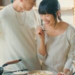 Dewi Chien Instagram - 🎬Part1日常生活。 - 🫧今年最開心之一，就是有機會能跟賴先生攜手為「點睛品」旗下的鑽飾專屬訂製品牌 @promessatw 拍攝。 💍了解 #PROMESSA 同心結系列的設計理念之後，真心覺得～根本就是為我們量身打造的嘛～整個拍片過程除了很開心很順利之外，也讓我們重溫難得的兩人幸福時光。 感謝品牌的邀請合作，讓我跟賴先生藉由這機會，把私下默契帶入廣告中跟大家一起分享🤍 @promessatw 官網預約: https://bit.ly/3JpYqUh #PROMESSA #同心結 #我跟你的秘密儀式 #同心感應只有你懂我