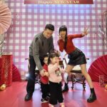 Dewi Chien Instagram - 🧨聽說元宵節前都是過年✌🏻 我們一家四口壓線㊗️大家：整年都好運一條龍！🐉 #合照太不受控 #至少要一個人好看 #我只好顧好自己了
