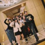 Dewi Chien Instagram - 🧨過年的必備行程： 初一走春（保安宮）-初二回娘家 -初四迎財神（廣天宮） #今年回娘家第一站外婆家 #🥕🥭超級愛狗狗 #被療癒了