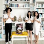 Dewi Lestari Instagram – Kebahagiaan tidak pernah berkurang ketika dibagikan. Selamat Hari Raya Waisak dari kami sekeluarga. Semoga semua makhluk hidup damai dan berbahagia ❤️