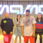 Dewi Lestari Instagram – Ketahuilah. Selalu ada satu teman kalian yang ikut ngonten dengan terpaksa 😭