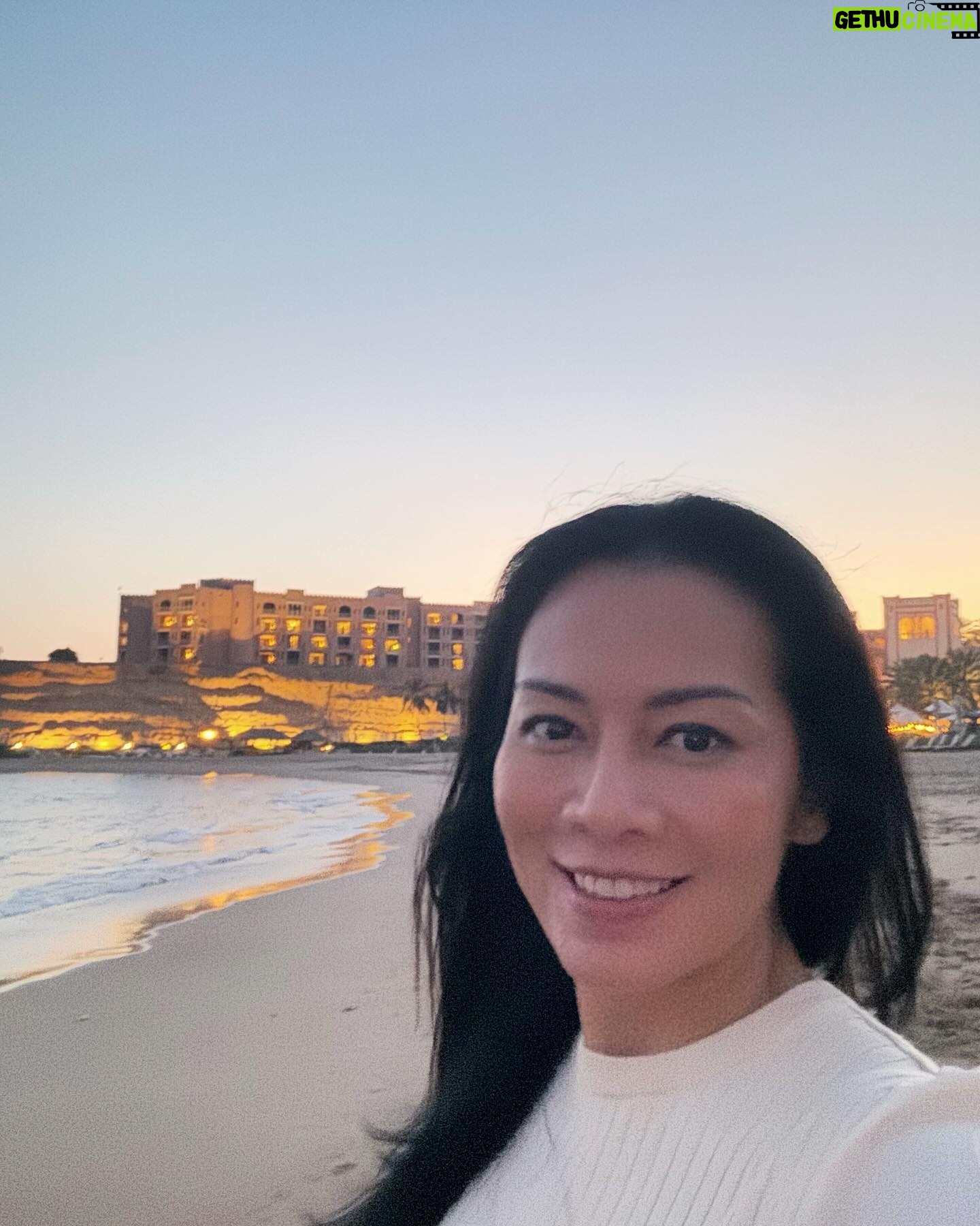 Dewi Lestari Instagram - My other destination in the Middle East was Oman. Sama sekali tidak punya bayangan sebelumnya tentang Oman. But, my BFF @climbingbird convinced me to go there. For her, Oman is one of the most beautiful places ever, and she is definitely someone who has seen the world. Oman is also a very safe place for a solo female traveler. Mulai dari bandara hingga tiba di jantung kota Muscat, lalu ke Shangri-La Barr Al Jissah, everything was smooth sailing. Aku senang dipanggil “sister” di mana-mana! 😄 People were helpful, the hotel staff were super friendly, the resort ( the whole city!) was gorgeous. Pantai Al Jissah ini pantai sunrise, jadi harus bela-belain bangun pagi-pagi buta kalau mau lihat matahari terbit. And, yes, it’s worth it! The weather was warm in this time of year, but still bearable. Clear sky everyday. I had a great and peaceful time just wandering around ❤️ Truly, this is a place that I would gladly come back to. #Oman #Muscat