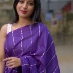 Dhanalakshmi Saminathan Instagram - உனை காண்பதே வழக்கம் எனக்கு💜 Shot by : @tru_the_lens_with_monk Saree: @askcouturesaree . . . #reelsinstagram #reels #reelsviral #trending #trendingsongs #featured #tamilcinema #tamil #tamilstatus #tamilbgm #explorepage #dhanasaminathan