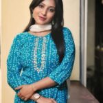 Dhanalakshmi Saminathan Instagram - Happy New year 2024 💫✨ Shot by : @style_with_abi Kurta : @myntra . . . #newyear2024 #newyear #2024 #love #fyp #tamil #ootd #ootdfashion #explore #explorepage #likeforlikes #bandinikurta #bandini #dhanasaminathan #dhana