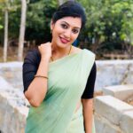 Dhanalakshmi Saminathan Instagram - Me as Divya ☺️😍 Watch me in kannethire thondrinal serial on @kalaignartvofficial Timing: 8.30- 9.00pm #serial #kalaignartv #divya #dhanasaminathan