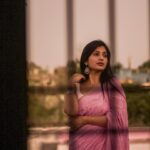 Dhanalakshmi Saminathan Instagram - 🌸💞 Shot by : @g_a_n_e_s_h_1105 #insta #instagood #portrait #love #chennai #tamil #aesthetic #saree #sareefashion #featured #explorepage✨ #dhanasaminathan