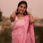 Dhanalakshmi Saminathan Instagram - 🌸💞 Shot by : @g_a_n_e_s_h_1105 #insta #instagood #portrait #love #chennai #tamil #aesthetic #saree #sareefashion #featured #explorepage✨ #dhanasaminathan