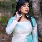 Dhanalakshmi Saminathan Instagram - தத்தி தாவுது மனமே வா அழகே🌙 Kurta : @label_tawakkul Shot by : @tru_the_lens_with_monk Earrings: @meeshoapp . . . #instagood #instadaily #instapost #ootd #ootdfashion #salwars #kurti #kurta #fashionista #fashionvlog #stylewithme #dress #dressup #explorepage #dhanasaminathan #anu