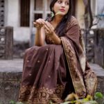 Dhanalakshmi Saminathan Instagram - 🌙 Pc: @tru_the_lens_with_monk Saree: @askcouturesaree . . . #instagood #indianwear #sareelove #sareeseries #sareestyling #collab #featured #fyp #explorepage #explore #dhanasaminathan