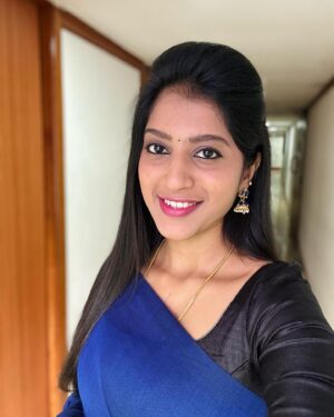 Dhanalakshmi Saminathan Instagram - 🖤

Saree : @meeshoapp 

.
.
.
#insta #instagood #instagram #sareegram #saree #foryou #selflove #selfie #news #newsanchor #kalaignarnews #explore #dhana #dhanasaminathan
