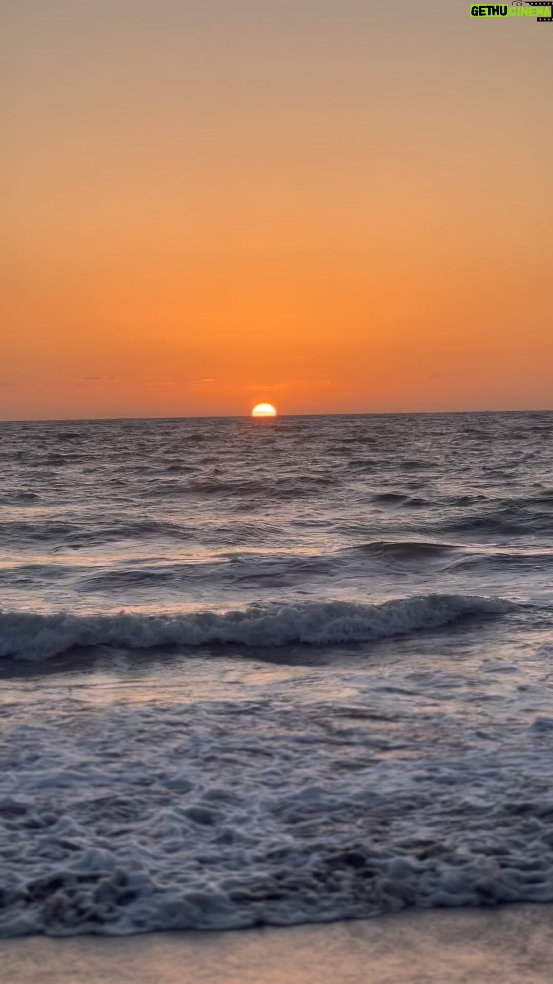Dharshana Ashokan Instagram - A Sunset in Goa is the perfect end to a perfect day ❤️