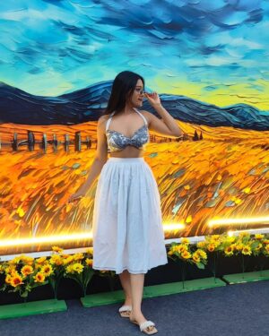 Dharshna Sripal Instagram - In my own little 🌎🤍