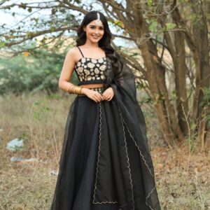 Actress Dharshna Sripal HD Instagram Photos and Wallpapers April 2024