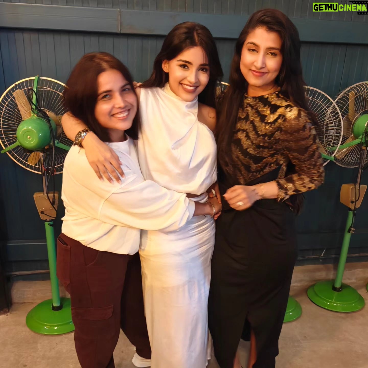 Dharshna Sripal - 23.4K Likes - 🥂🫶