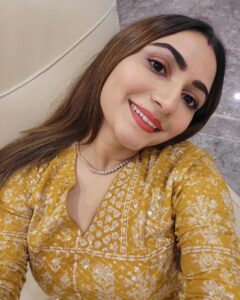 Actress Dhrriti Saharan Reddy HD Instagram Photos and Wallpapers January 2023