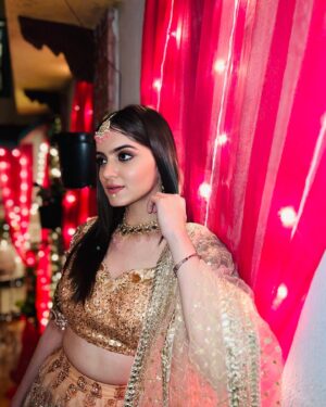 Dhwani Gori Instagram - 🤍 

MUA: @rohitsingh1176 
The one who never fails at his adorable makeup skills✨