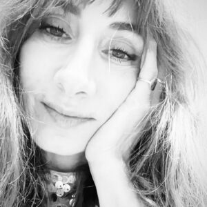 Diamand Abou Abboud Instagram - سلامٌ للكون وللحياة حياة.. ليكُن وليبقى نور