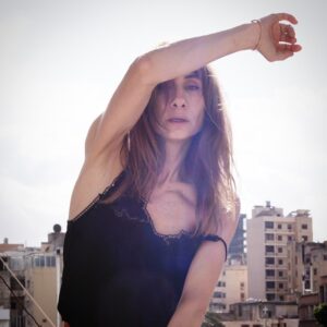 Diamand Abou Abboud Instagram - When dancing along with my Beirut..
📸 @elisalameh_ 
#Beirut #city #light #sun #life #dream #breath #breathe #ici #ailleurs #vivreaudeladurêve #regardermieuxversleciel #aucielilyadesétoilesquisaventrire
