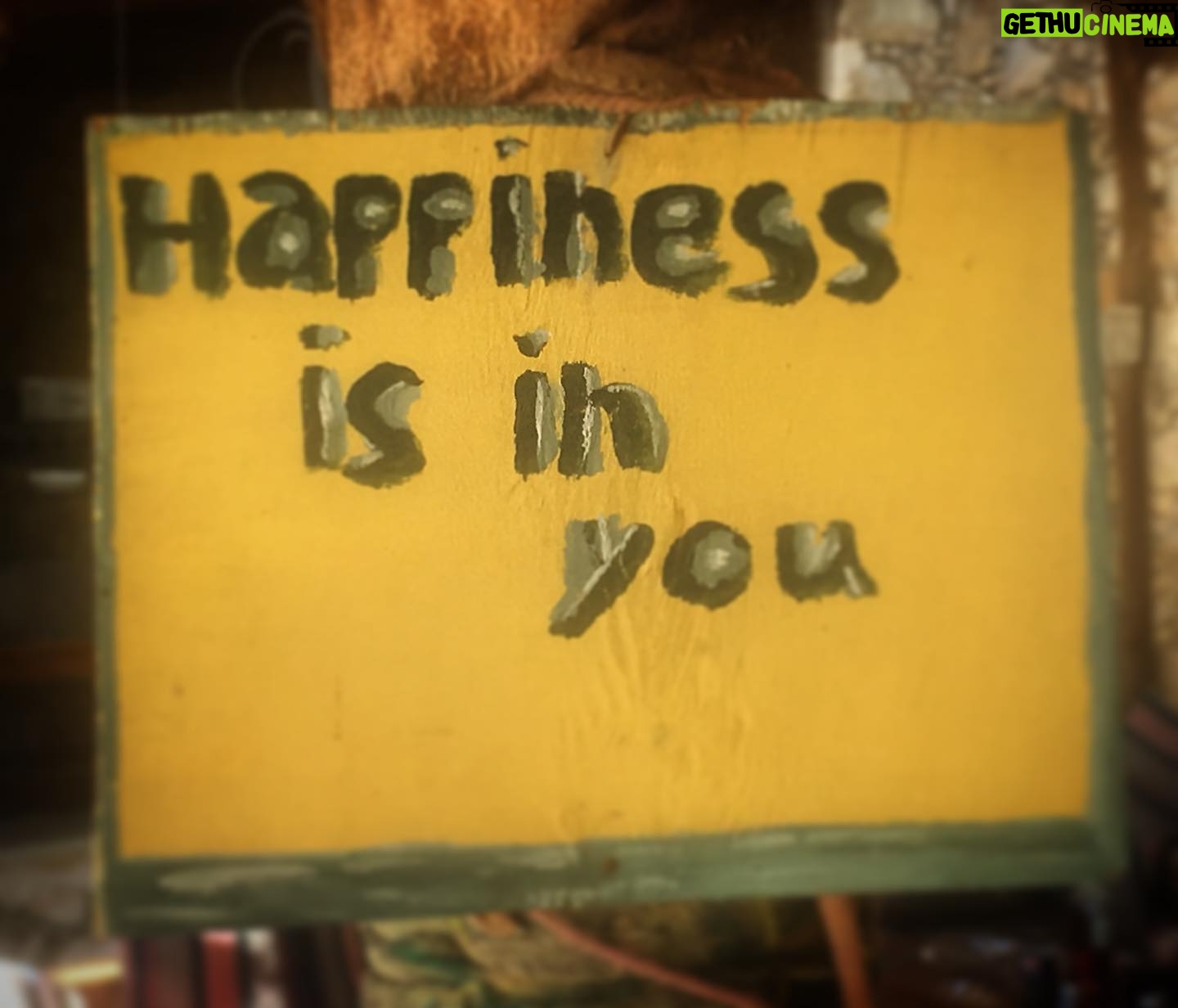 Diamand Abou Abboud - 1K Likes - 11 . 9 . 2021. I got born on that same day some years ago..
and on that same day which is today I noticed this phrase hanged next to me..
