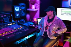 Diamond Langi Instagram - ᴛʀᴀᴄᴋɪɴɢ ᴠᴏᴄᴀʟꜱ ᴛʜɪꜱ ᴡᴇᴇᴋ ᴡɪᴛʜ @diamondlangi 💎