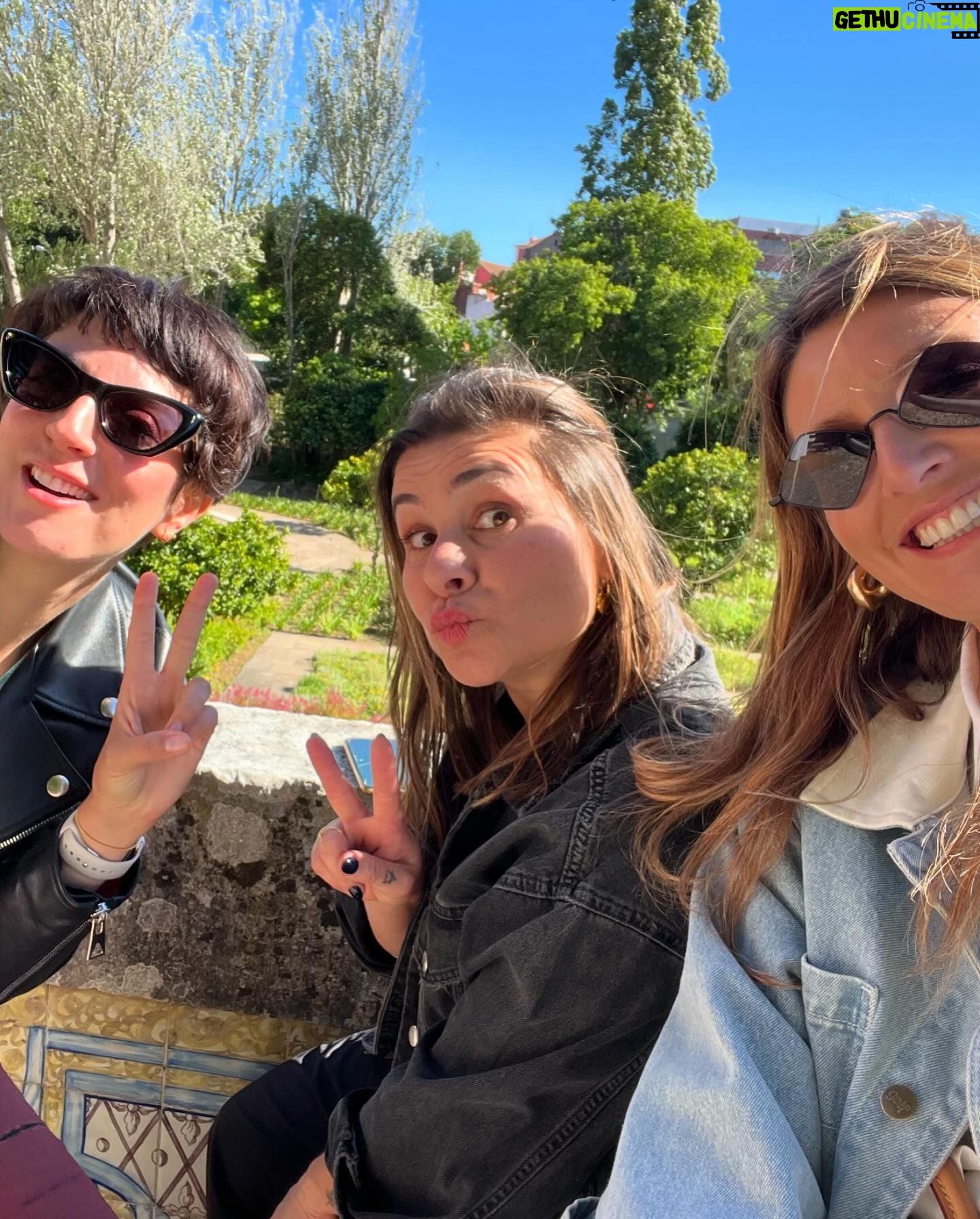 Diana Pereira - 1K Likes - Uma tarde bem passada , 🥰🥰🥰🥰 #blossomteaparty da @maxima.pt e @elcorteinglespt boa companhia .