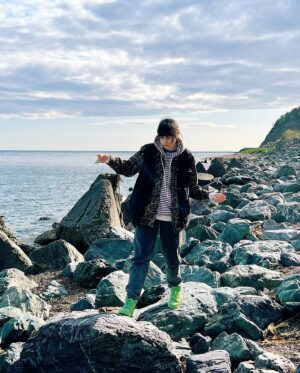 Diana Ankudinova Instagram - Ракушки подарили звук волн
🌊🐚🪸
А что тебе дарит счастье?