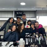 Diana Bovio Instagram - Que risa, que viaje, que emoción, que rico, que bonito, qué mas, que le pon gan mú sica pa que baaaile hasta abajo la bb. Quiero más de este equipo. Los amo 💗🫰🫶✨