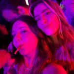 Diana Bovio Instagram - Que risa, que viaje, que emoción, que rico, que bonito, qué mas, que le pon gan mú sica pa que baaaile hasta abajo la bb. Quiero más de este equipo. Los amo 💗🫰🫶✨