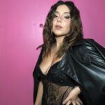 Diana Bovio Instagram - Aniversario @estilodf Hair @erickmoreno @hottoolslatam Styling @ruthbuendiap Styling assist @mel.tnnn Pantalón @angelareynamx