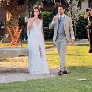 Diana Gómez Instagram - Encara de ressaca emocional d’aquest dia tan preciós. Gràcies @galetagassol i @adaspu86 per fer-nos partíceps d’aquest moment i d’aquesta festassa que vau muntar! ❤️✨🎉🌾
.
.
👗 @forte_forte 
💅🏽 @alma_sabadell