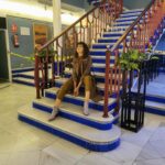 Diana Gómez Instagram - - ponte ahí, que estas escaleras son bonitas. - ¿así? - … - Diana, ¿qué haces? - esperad (Y @silmalopez me mostró el camino). . . Sesión de @teresariott. Bajo la atenta y cariñosa mirada de @paulamalia.