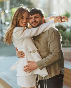 Diana Gloster Instagram - «Можна вас сфотографувати?» сказала гарна, тендітна дівчина, що проходила повз😳 і ось результат від @alya.ivanchenko 🥹❤️

Дякую, що наважилась підійти, прям хочу ще))))) ти дуже талановита ✨