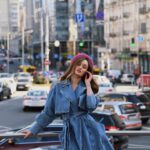 Diana Gloster Instagram - Цей тиждень буде для мене особливим🥰🌸 ✔️Бо сьогодні я оголошу дату релізу! ✔️Завтра знімаю на ютуб канал дещо, за чим ви сумували і я нарешті готова знімати знов! ✔️В середу я знімаю подкаст з двома дуже цікавими гостями (вам сподобається) ✔️Четвер і п’ятниця - важливі дні для нас з Іваном (про це розповім в сторіз, бо нас чекають зміни) ✔️Ну і до моєї подорожі залишилось всього 10 днів, треба встигнути закінчити все по роботі🙈 Так що не пропускайте сторіз, щоб бути в курсі) Бажаю вам неймовірного, щасливого тижня! І звісно, максимально тихого🙏🏼💗 Фото та відео - @deryachhh Тренч - @match_denim_com Капелюх - @furt.ua