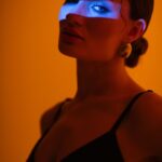Diana Gloster Instagram - ПРЕМ‘ЄРА «КІШКОЮ» вже на YouTube та всіх музичних платформах🐈‍⬛🔥 Це пісня про справжні глибокі почуття між двома, коли оголено не тільки тіло, а й душа, таємниці, темні сторони та вразливість серця. Про відчуття себе поруч зі «своєю» людиною… відверто. Дякую своїй неймовірній команді, творити з якими - справжнє щастя та суцільна насолода❤️ Director of photography - @ivankvasha 1AD - @vitalii_hahramanov Choreographer: @rishamaryna Location: @creatorstudio.ua Music Production: @kirilltverdun Distributor: @funckybird Backstage: @photoangie_ Assistant: @sofi.mischenko PR: @name_pr Style: @anastasia.lommach Makeup: @annet.k_makeup Hair: @ohinastia Доля цієї пісні у ваших руках та серцях☺️ діліться в сторіз та з друзями, завантажуйте до себе в плейлісти, слухайте безліч разів, якщо вам сподобався цей трек та наша відеоробота✨