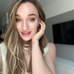 Diana Gloster Instagram - На підході нове шоу, дуже неочікуваний ефір, від якого ви будете в шоці так само, як була я, коли мене запросили та реліз пісні, від якої ридають всі, кому вже ставила цю пісню 🥹 Ну і концерти 11, 18 та 25 травня! Приходьте, будемо співати разом ❤️ всі деталі в сторіз завжди залишаю✨