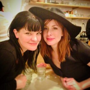 Diane Neal Instagram - A huge #WELCOME to #instagram for the #kind, #generous, #talented, #caring, #wonderful, #supportive, there-are-not-enough-adjectives, lady I’m so proud to call #friend, pauleyperrette NOW FOUND AT @thepauleyp 
So happy you’re here! 💖 and adore you. #ncis #abbysciuto #abbys #goat #ncisfamily #nciscbs