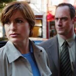 Diane Neal Instagram - Thanks #johnoliver and @lastweektonight . I played ADA #CaseyNovak on #lawandorder #SVU, and when I became a real victim of crime I was shocked by the deficiencies of real law enforcement. 
Sunday’s story struck a chord with me and many others. 
Real life detectives should take inspiration from @therealmariskahargitay , @chris_meloni , @kelligiddish and @icet on how to be competent, effective and compassionate with victims. 
ADAs should be more like @RaulEEsparza (my favorite #SVU ADA) and unafraid to prosecute. 
It is both unnecessary and heartbreaking that a TV show, even a fantastic one like #SVU,  is the primary source of information for so many about something as serious as #sexualassault and #domesticviolence 

Me then, me now.