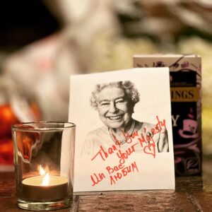Diane Neal Instagram - 70 years. #Queen #England #Britain #Reign Whatever one thinks of the complex, often harmful, always interesting, and storied monarchy, I gotta hand it to anyone who can be under intense public scrutiny for seventy years and not muck it up more than she did. #TheQueenIsDead #LongLiveTheKing