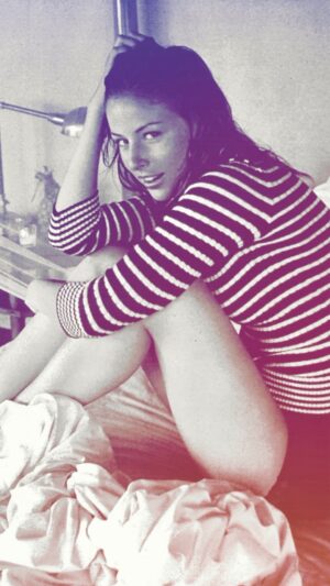Diane Neal Instagram - #teenagedirtbag #model #modeling #travel #dork